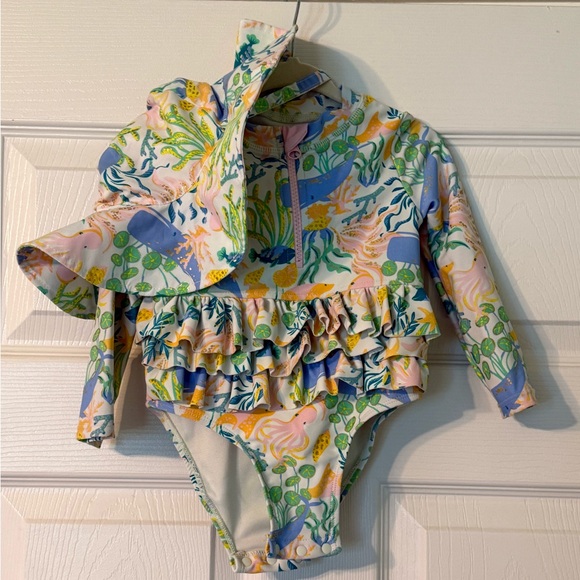 Tommy Bahama Bathing Suit with Matching Sun Hat - Picture 1 of 5
